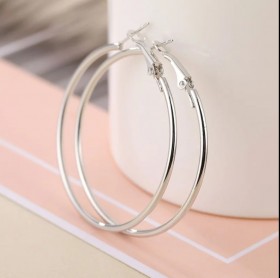 Silver Round Hoops 